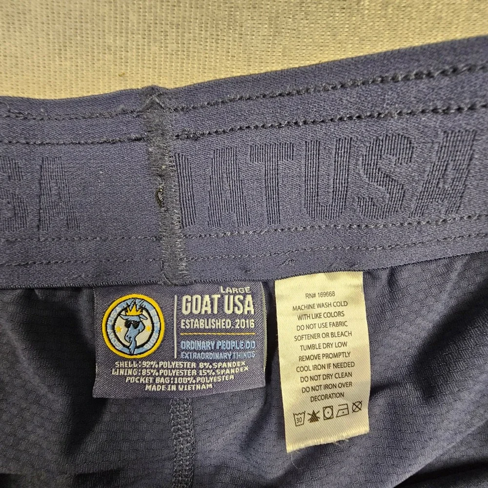 Goat USA Mens Athletic Shorts Navy Blue American Flag Patriotic Logo Large 5in